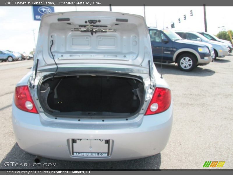 Ultra Silver Metallic / Gray 2005 Chevrolet Cobalt Sedan