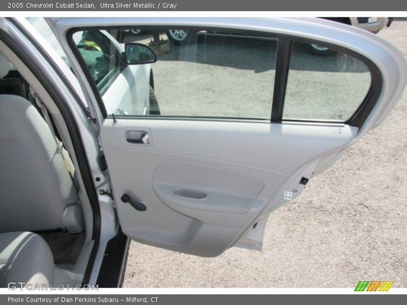 Ultra Silver Metallic / Gray 2005 Chevrolet Cobalt Sedan