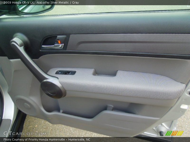 Alabaster Silver Metallic / Gray 2009 Honda CR-V LX