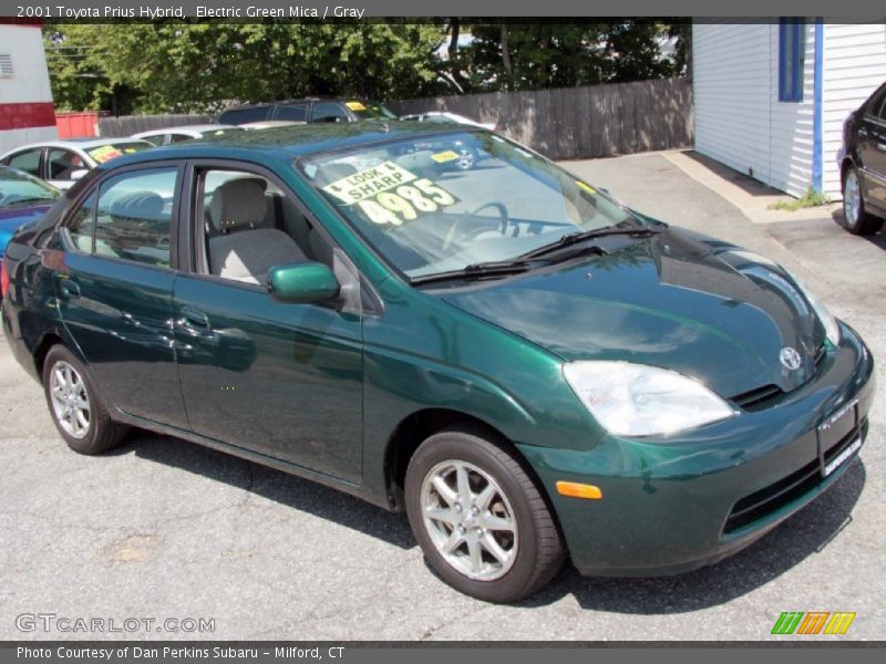 Electric Green Mica / Gray 2001 Toyota Prius Hybrid