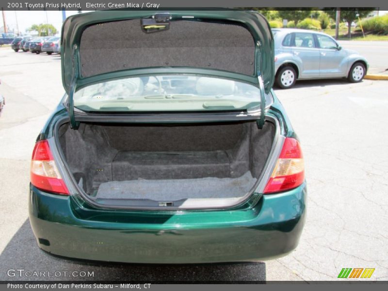 Electric Green Mica / Gray 2001 Toyota Prius Hybrid