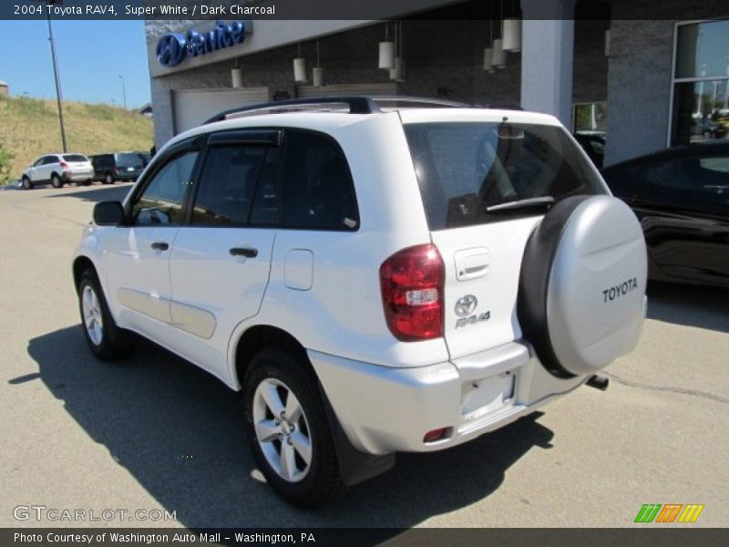 Super White / Dark Charcoal 2004 Toyota RAV4