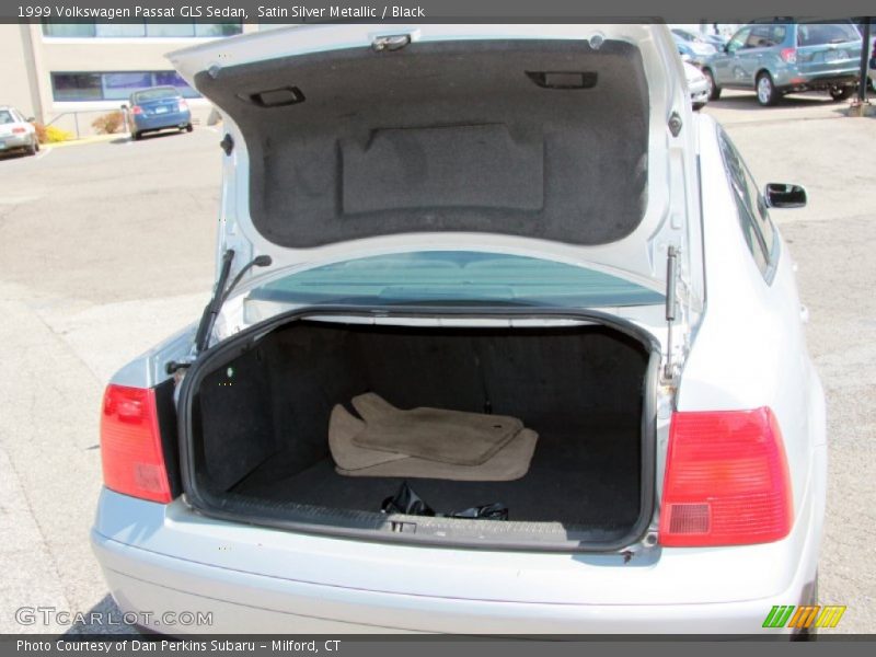 Satin Silver Metallic / Black 1999 Volkswagen Passat GLS Sedan