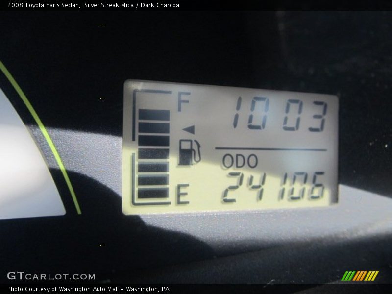 Silver Streak Mica / Dark Charcoal 2008 Toyota Yaris Sedan