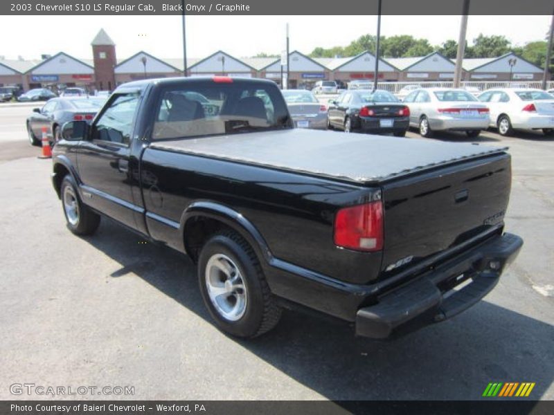 Black Onyx / Graphite 2003 Chevrolet S10 LS Regular Cab