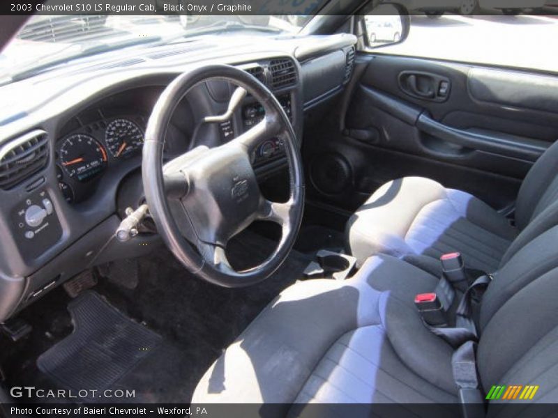 Black Onyx / Graphite 2003 Chevrolet S10 LS Regular Cab