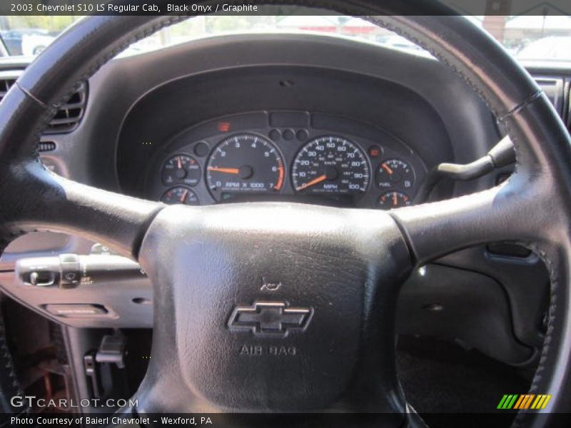 Black Onyx / Graphite 2003 Chevrolet S10 LS Regular Cab
