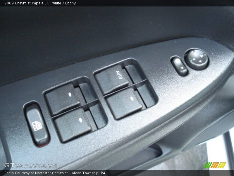 White / Ebony 2009 Chevrolet Impala LT