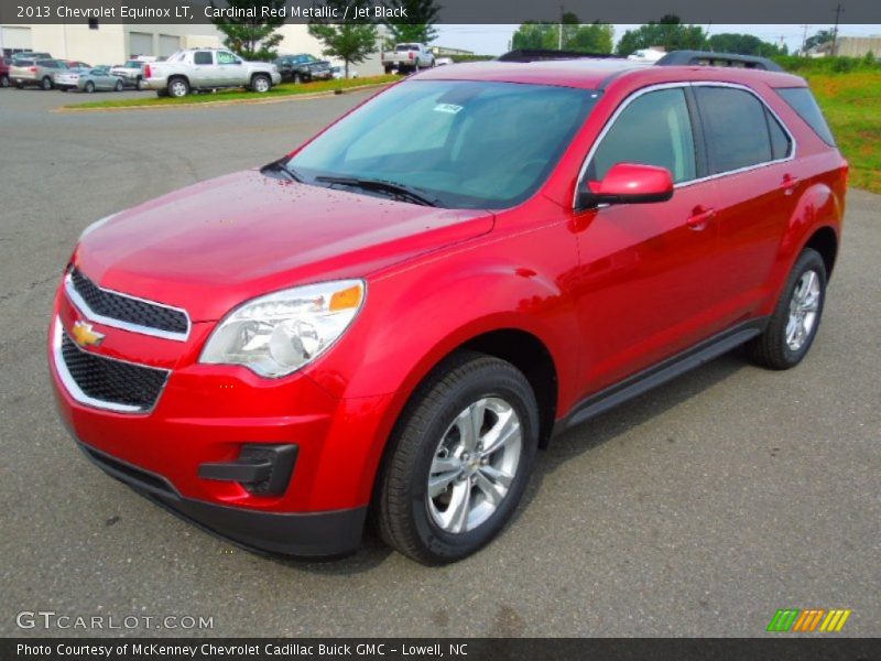 Front 3/4 View of 2013 Equinox LT