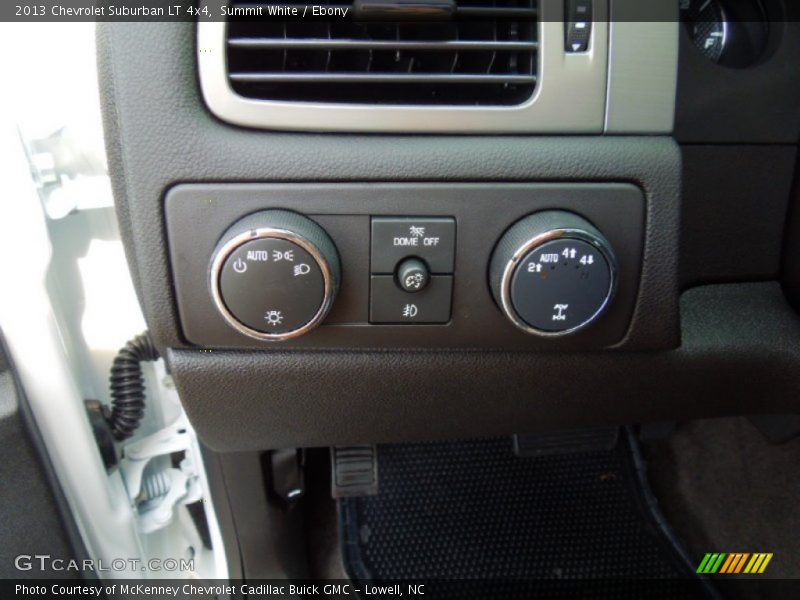 Summit White / Ebony 2013 Chevrolet Suburban LT 4x4