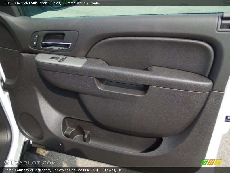 Summit White / Ebony 2013 Chevrolet Suburban LT 4x4