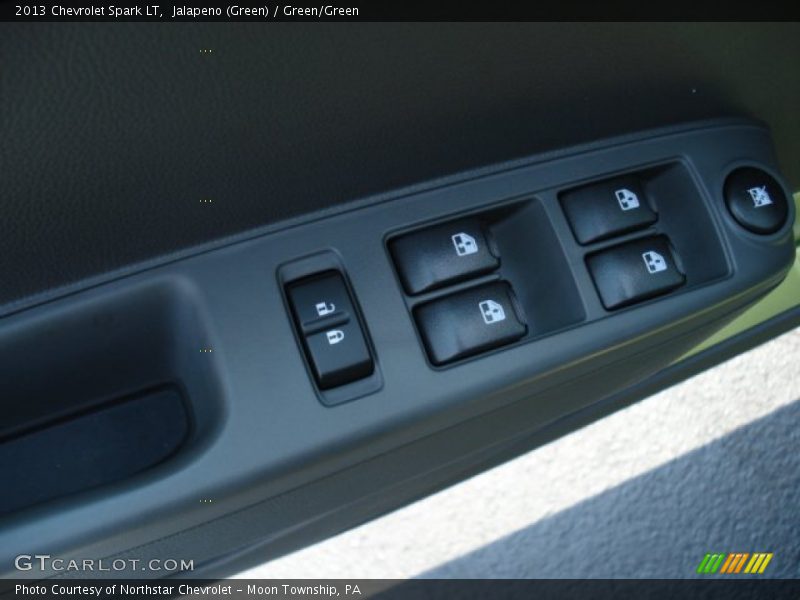 Jalapeno (Green) / Green/Green 2013 Chevrolet Spark LT