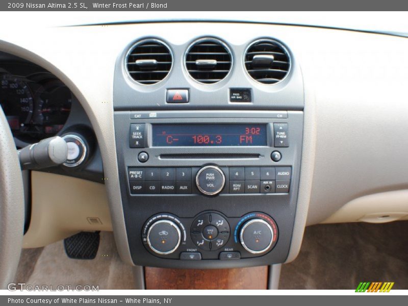 Winter Frost Pearl / Blond 2009 Nissan Altima 2.5 SL