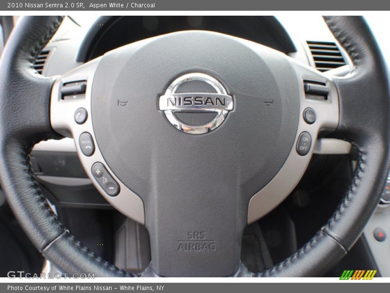 Aspen White / Charcoal 2010 Nissan Sentra 2.0 SR