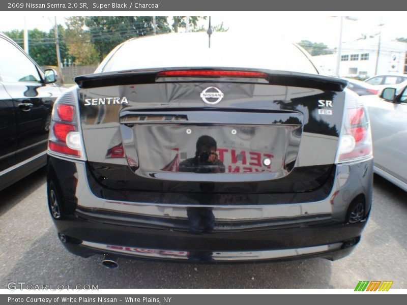 Super Black / Charcoal 2009 Nissan Sentra 2.0 SR