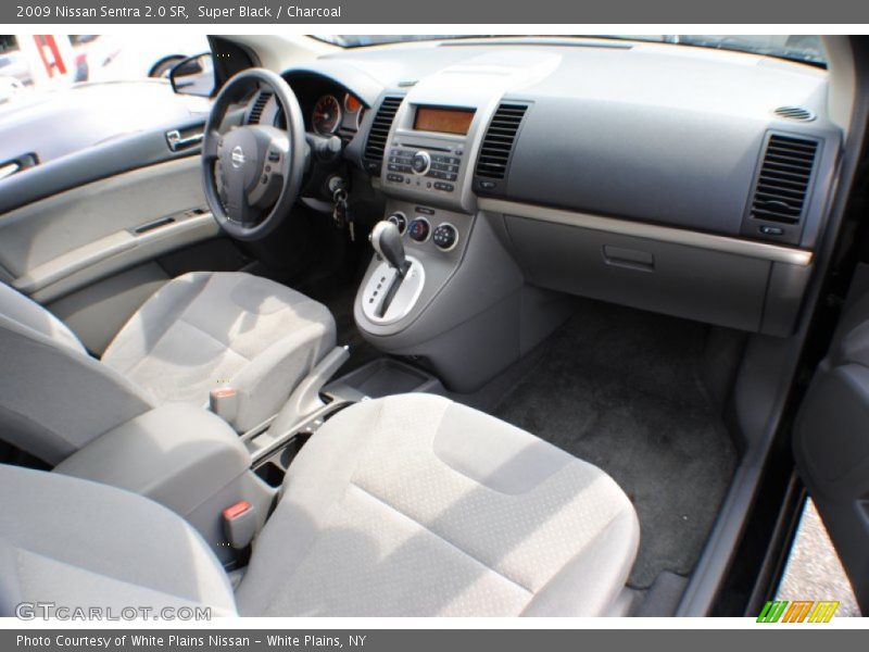 Super Black / Charcoal 2009 Nissan Sentra 2.0 SR