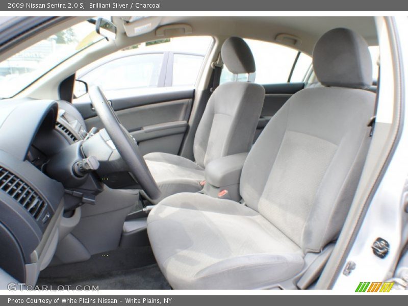 Brilliant Silver / Charcoal 2009 Nissan Sentra 2.0 S