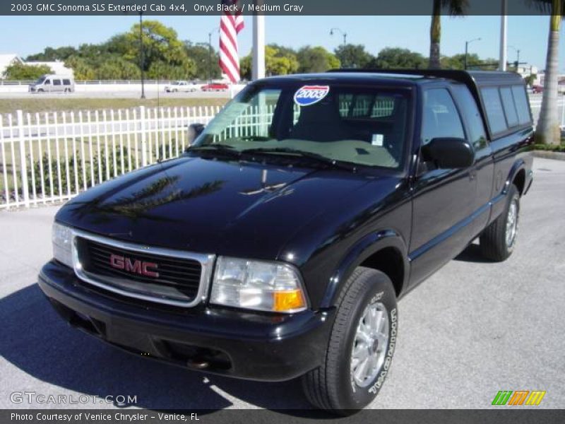 Onyx Black / Medium Gray 2003 GMC Sonoma SLS Extended Cab 4x4