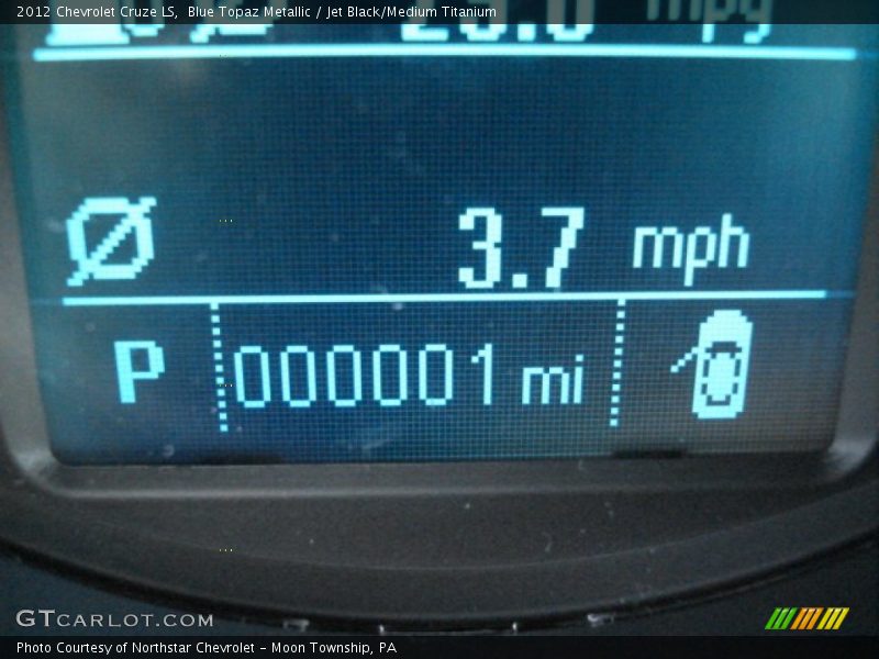 Blue Topaz Metallic / Jet Black/Medium Titanium 2012 Chevrolet Cruze LS