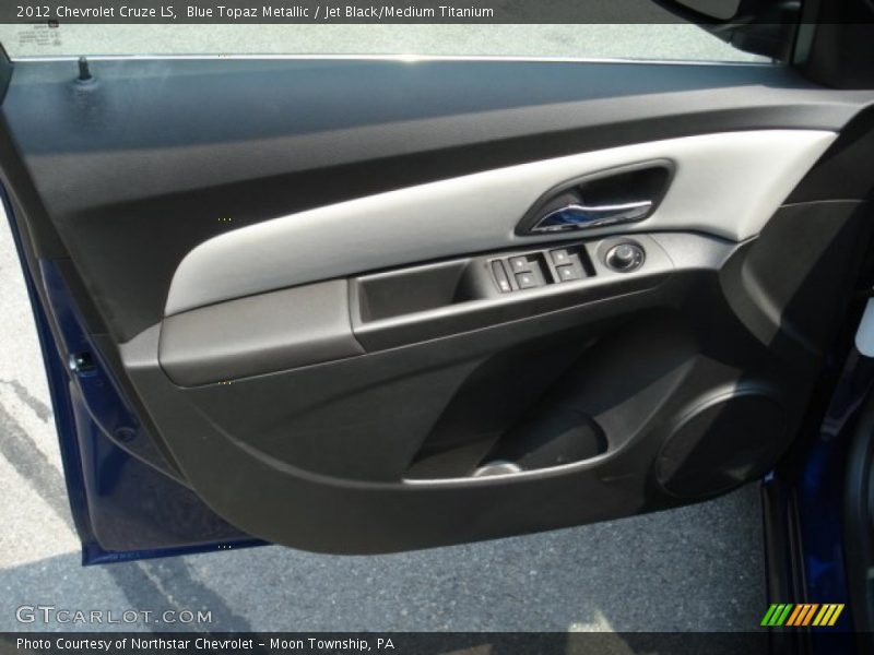 Blue Topaz Metallic / Jet Black/Medium Titanium 2012 Chevrolet Cruze LS