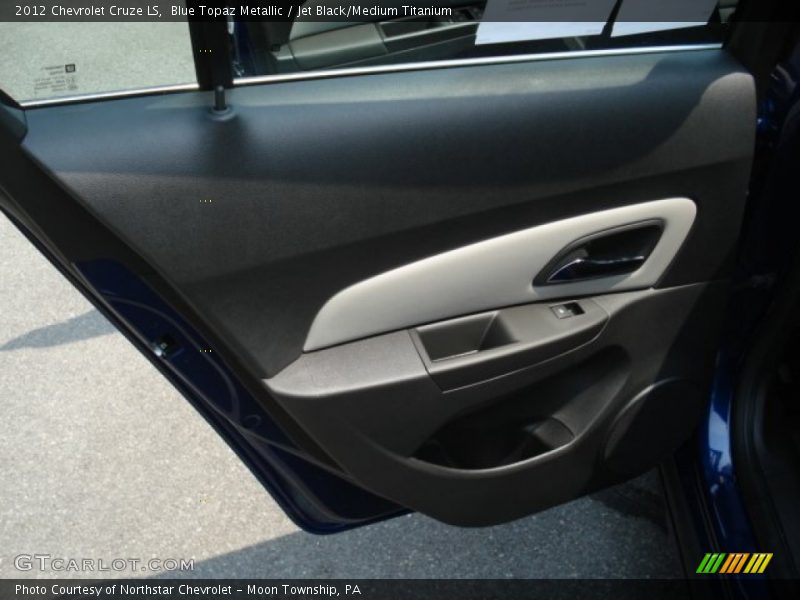 Blue Topaz Metallic / Jet Black/Medium Titanium 2012 Chevrolet Cruze LS
