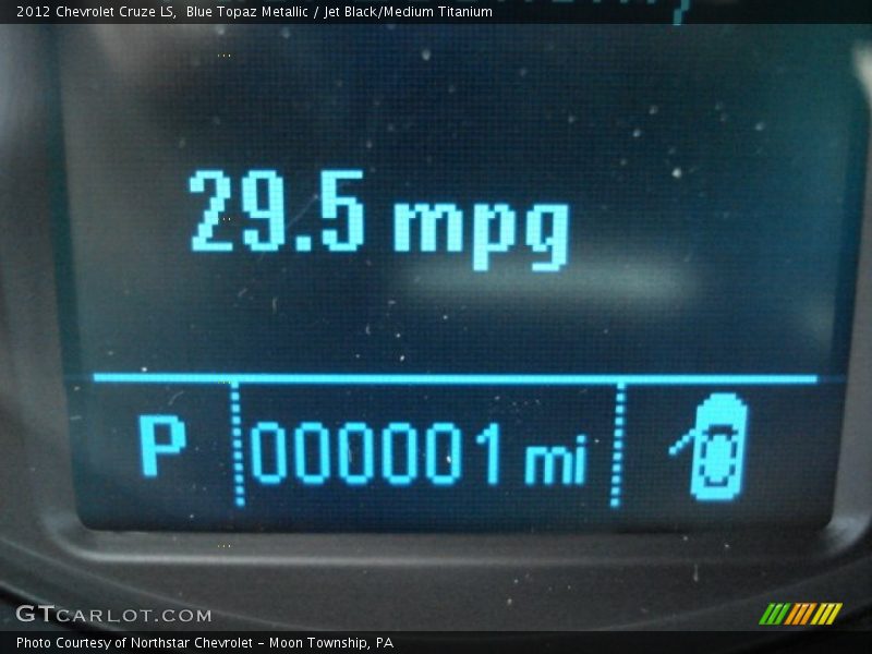 Blue Topaz Metallic / Jet Black/Medium Titanium 2012 Chevrolet Cruze LS