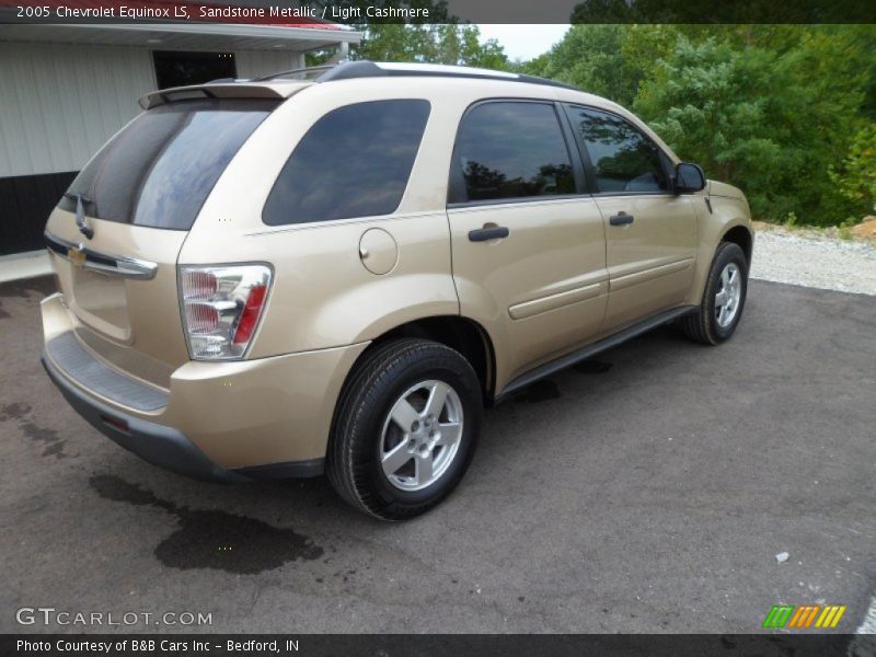 Sandstone Metallic / Light Cashmere 2005 Chevrolet Equinox LS