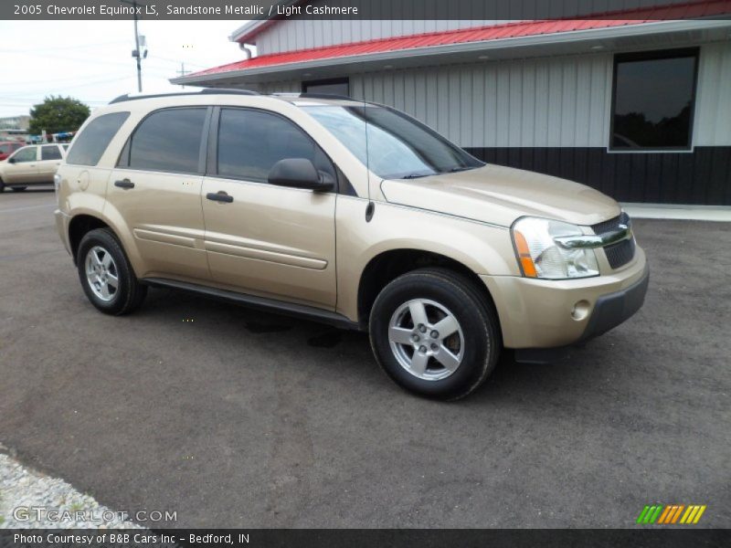 Sandstone Metallic / Light Cashmere 2005 Chevrolet Equinox LS