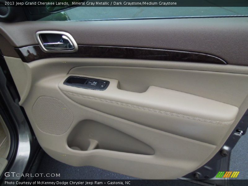 Mineral Gray Metallic / Dark Graystone/Medium Graystone 2013 Jeep Grand Cherokee Laredo