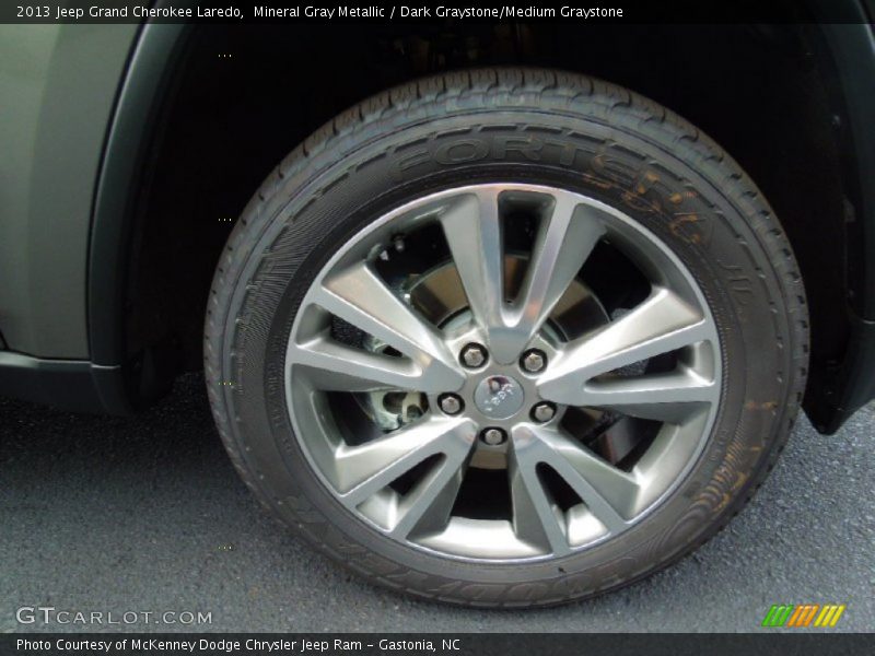 Mineral Gray Metallic / Dark Graystone/Medium Graystone 2013 Jeep Grand Cherokee Laredo