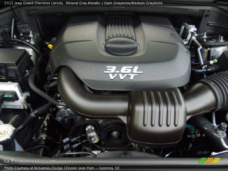 Mineral Gray Metallic / Dark Graystone/Medium Graystone 2013 Jeep Grand Cherokee Laredo