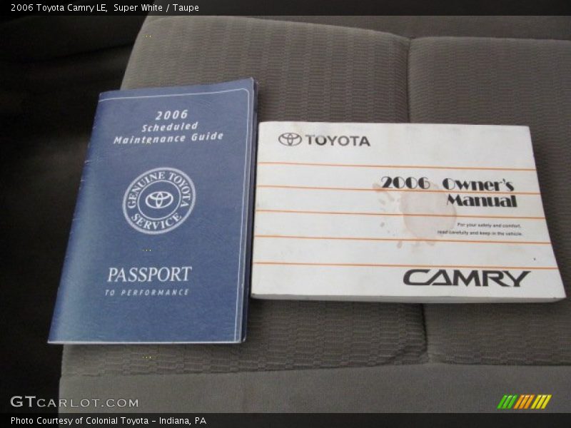 Super White / Taupe 2006 Toyota Camry LE