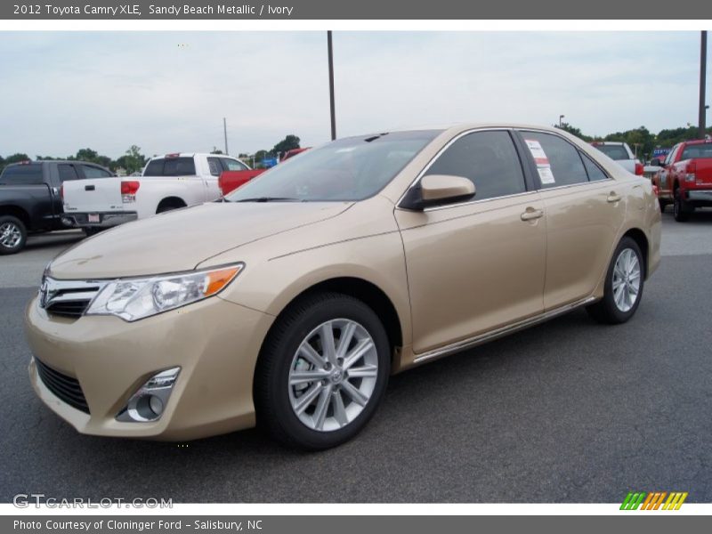 Sandy Beach Metallic / Ivory 2012 Toyota Camry XLE