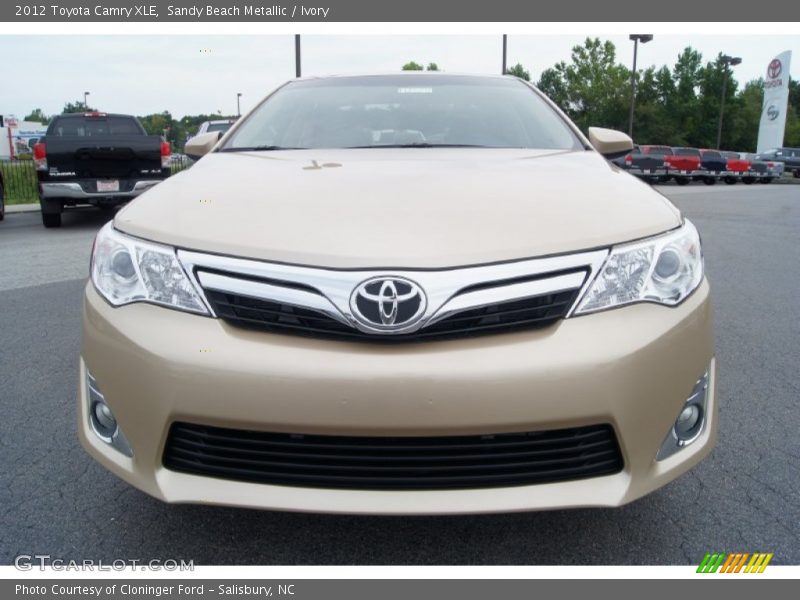 Sandy Beach Metallic / Ivory 2012 Toyota Camry XLE