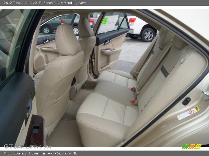 Sandy Beach Metallic / Ivory 2012 Toyota Camry XLE