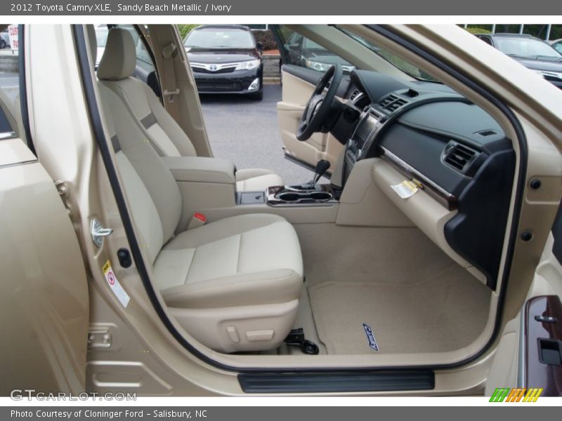 Sandy Beach Metallic / Ivory 2012 Toyota Camry XLE