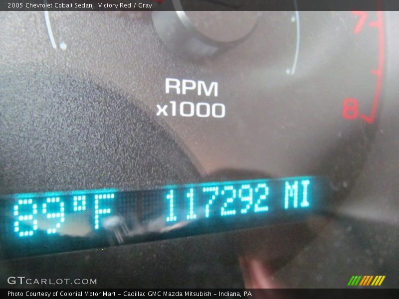 Victory Red / Gray 2005 Chevrolet Cobalt Sedan