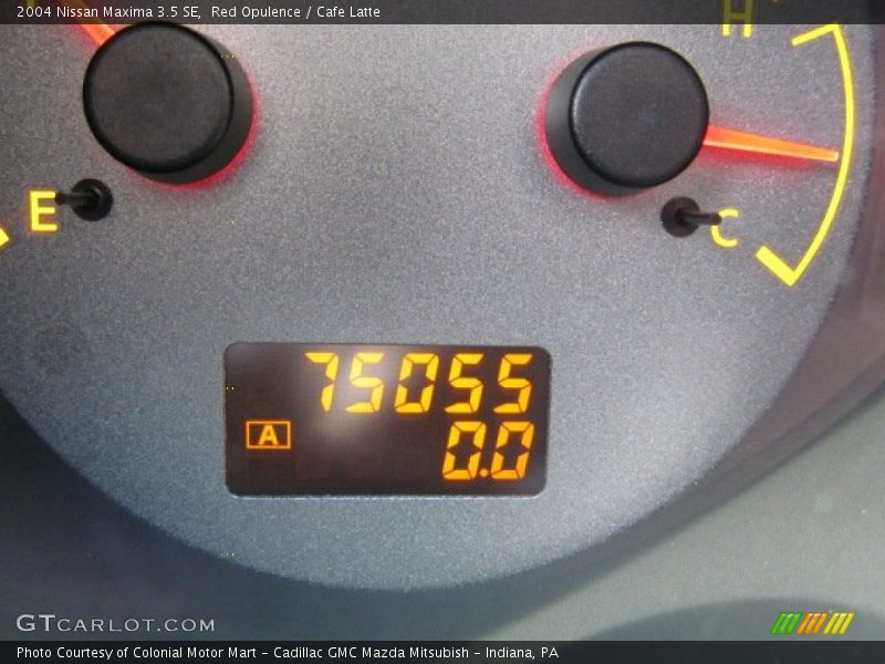 Red Opulence / Cafe Latte 2004 Nissan Maxima 3.5 SE