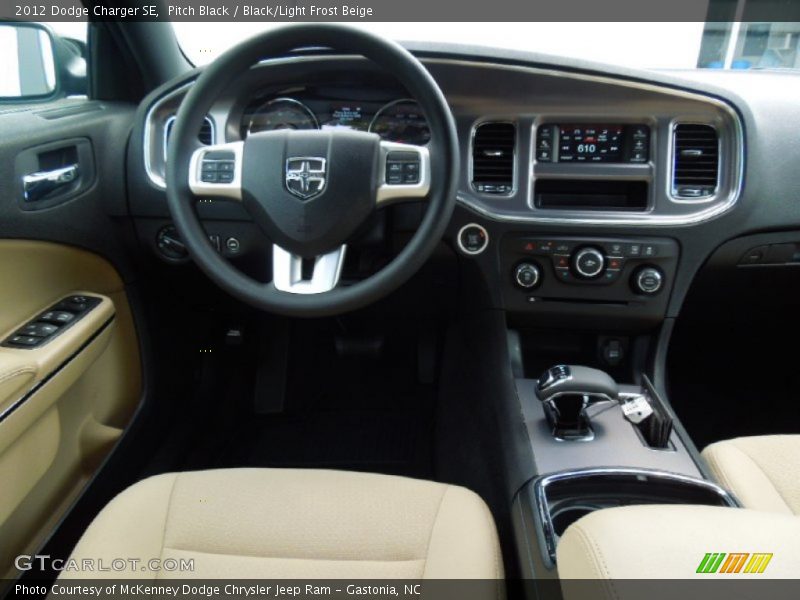 Pitch Black / Black/Light Frost Beige 2012 Dodge Charger SE