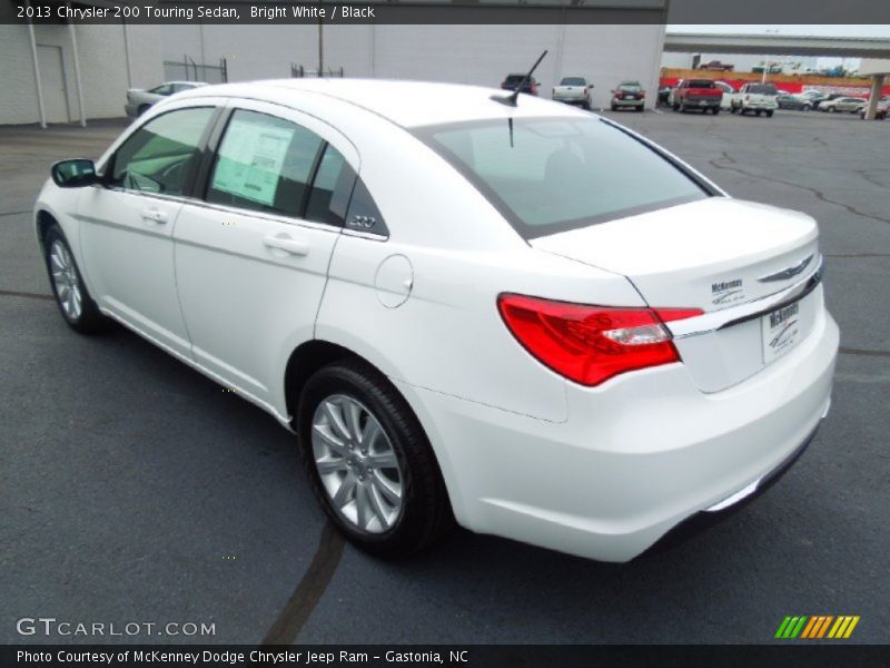 Bright White / Black 2013 Chrysler 200 Touring Sedan