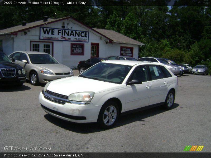 White / Gray 2005 Chevrolet Malibu Maxx LS Wagon