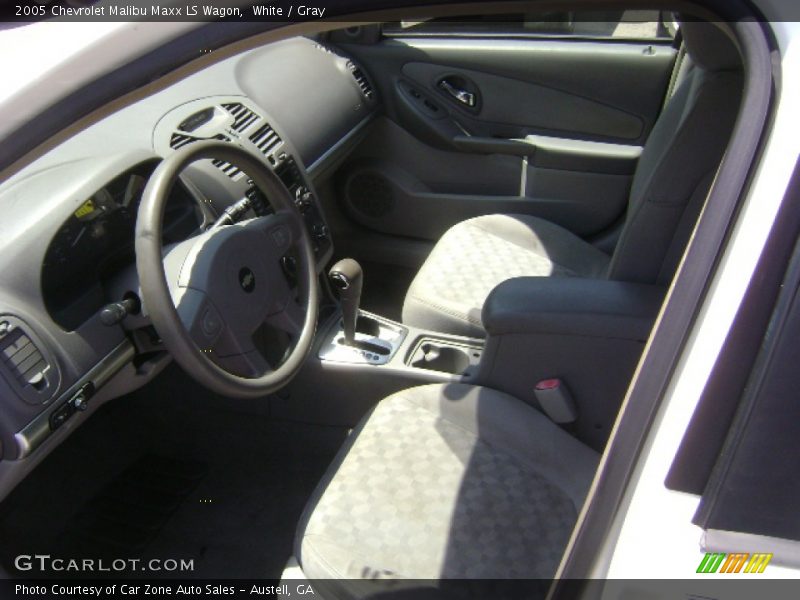 White / Gray 2005 Chevrolet Malibu Maxx LS Wagon