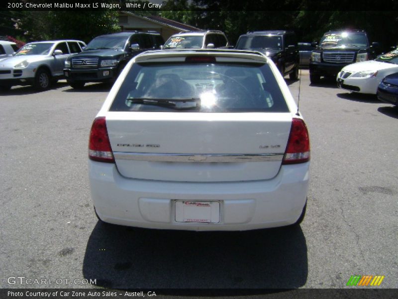 White / Gray 2005 Chevrolet Malibu Maxx LS Wagon