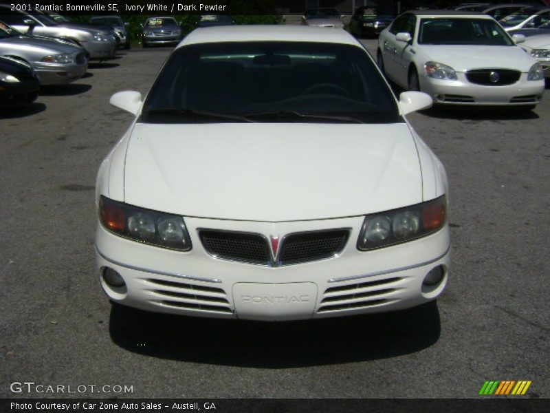 Ivory White / Dark Pewter 2001 Pontiac Bonneville SE