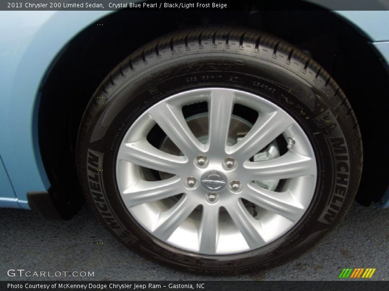  2013 200 Limited Sedan Wheel