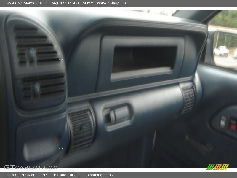 Summit White / Navy Blue 1999 GMC Sierra 2500 SL Regular Cab 4x4