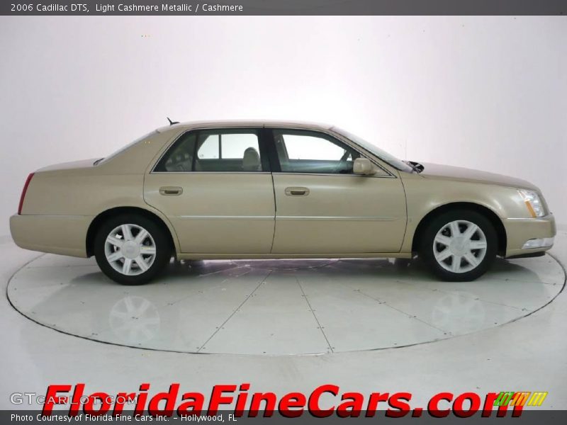Light Cashmere Metallic / Cashmere 2006 Cadillac DTS