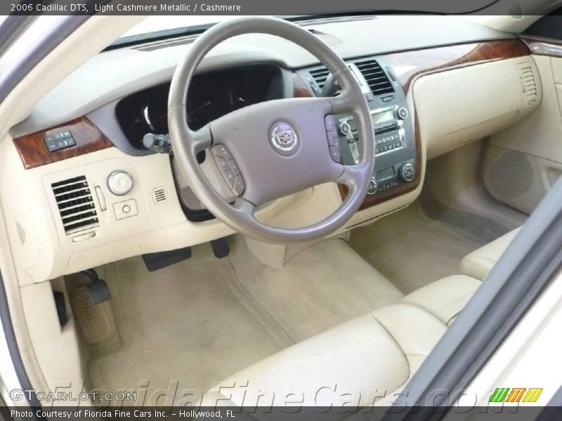 Light Cashmere Metallic / Cashmere 2006 Cadillac DTS