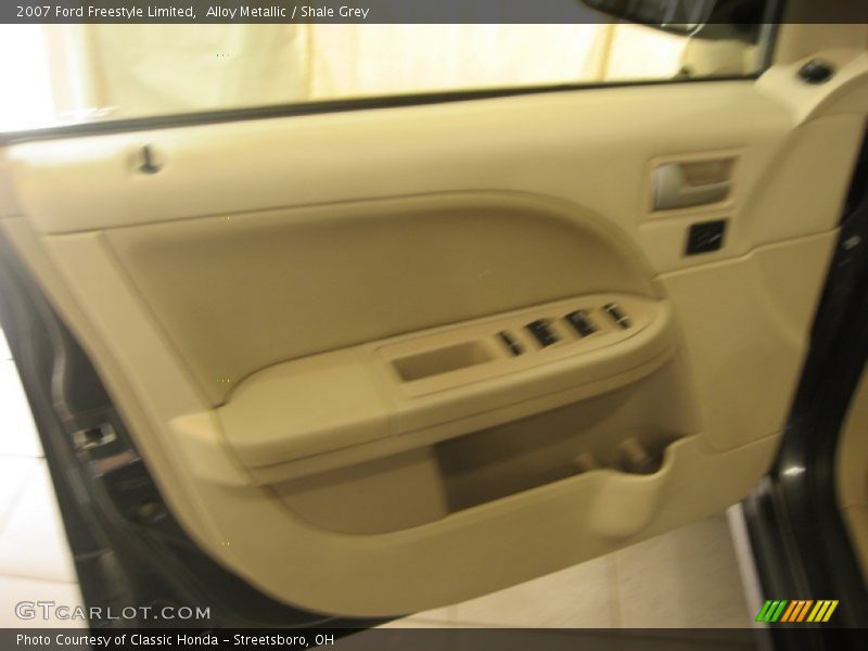 Alloy Metallic / Shale Grey 2007 Ford Freestyle Limited