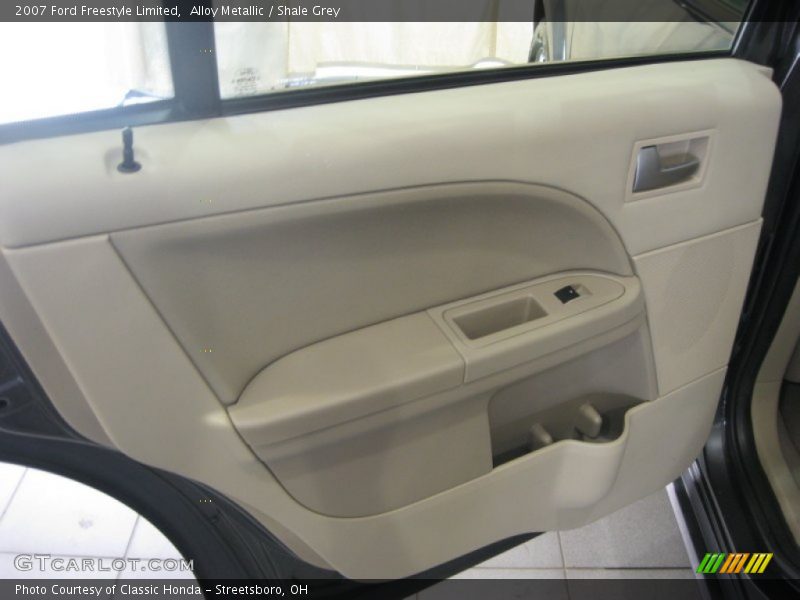 Alloy Metallic / Shale Grey 2007 Ford Freestyle Limited